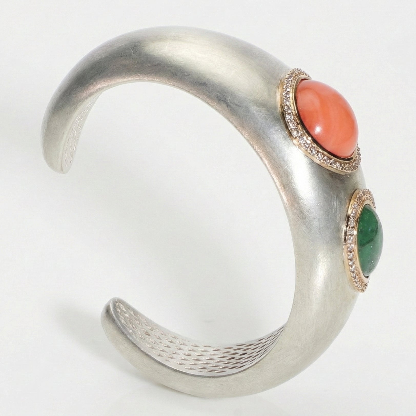 The "Romani" Pavé Cuff Diamond in Collaboration with LMC Fine Jewelry