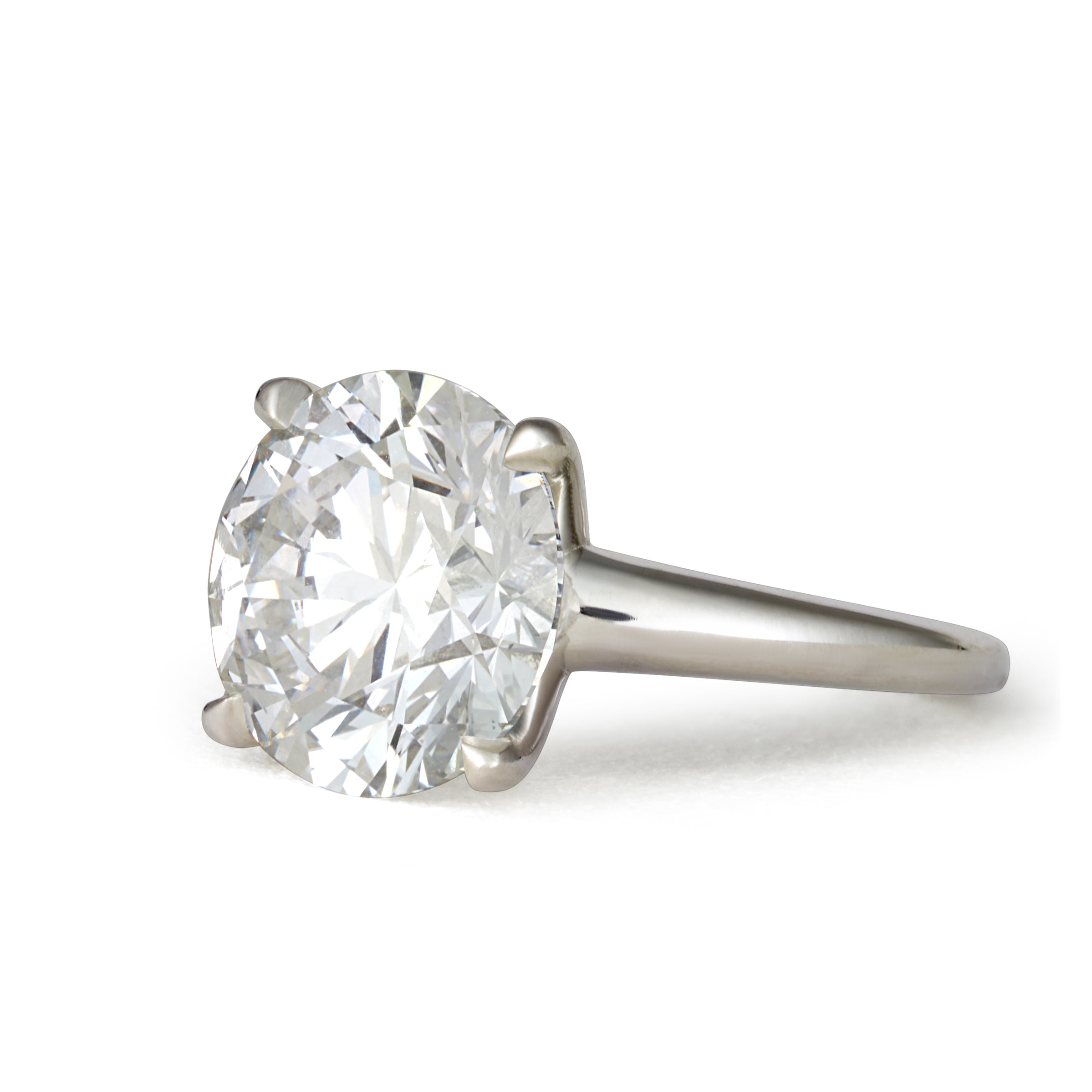 The Round Pinky Ring - Main Image